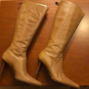 Ann Taylor tan knee-hi back zip 3”heel pointy toe